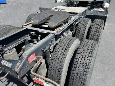 Used 2022 VOLVO VNR64T300 Conventional trucks California US | Ben Kaplan Equipment #1284794