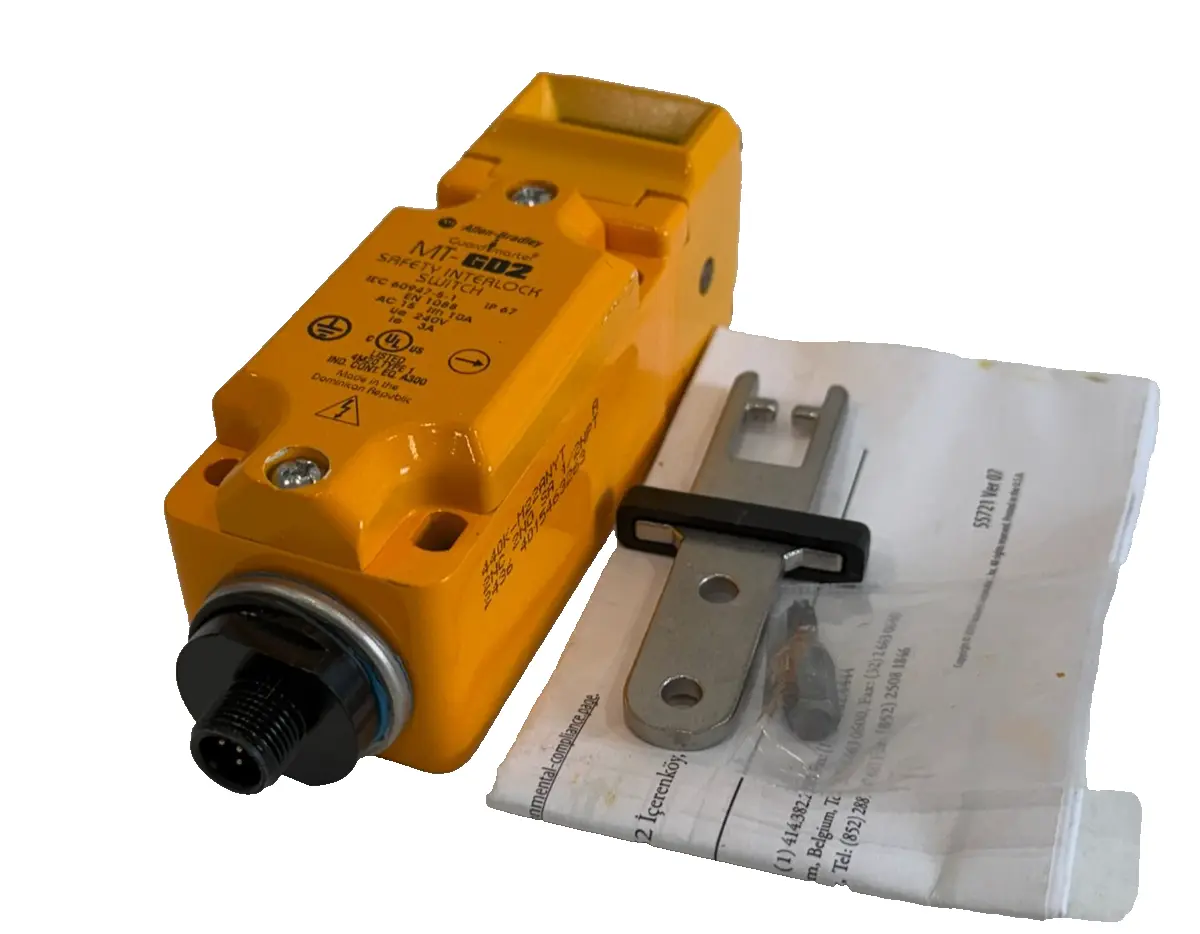 ALLEN BRADLEY 440K-M22ANYT SAFETY SWITCH MT-GD2 440KM22ANYT NEW SURPLUS
