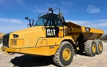 USED 2019 Caterpillar 725C2