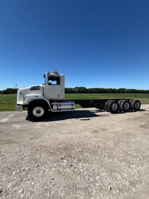 2020 Western Star 4700SB Tractors & Trailers | VacSource (1)