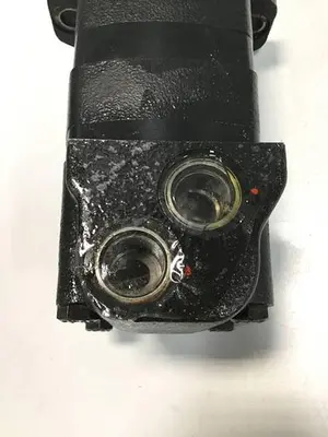 USED CHAR LYNN 1041789 006