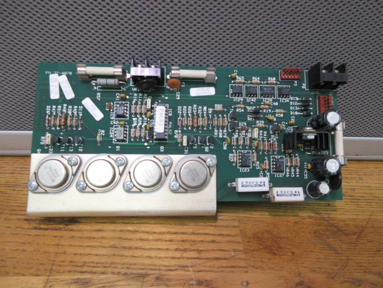Used 1997 USED HAAS PARTS AND TOOLING 32-4070H BRUSH SERVO DRIVE BOARD Servo Controller Parts Minnesota US | Machinesused.com #1126269