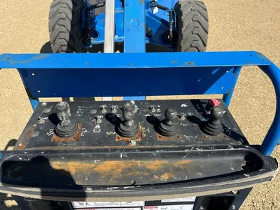 Used 2014 GENIE ZX-135/70 ARTICULATING BOOM LIFT Articulating Boom Lifts Alberta CA | Adcock Equipment #1418152