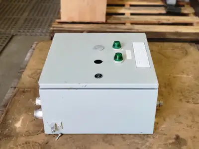 USED HAMMOND MANUFACTURING EN4SD16168GY