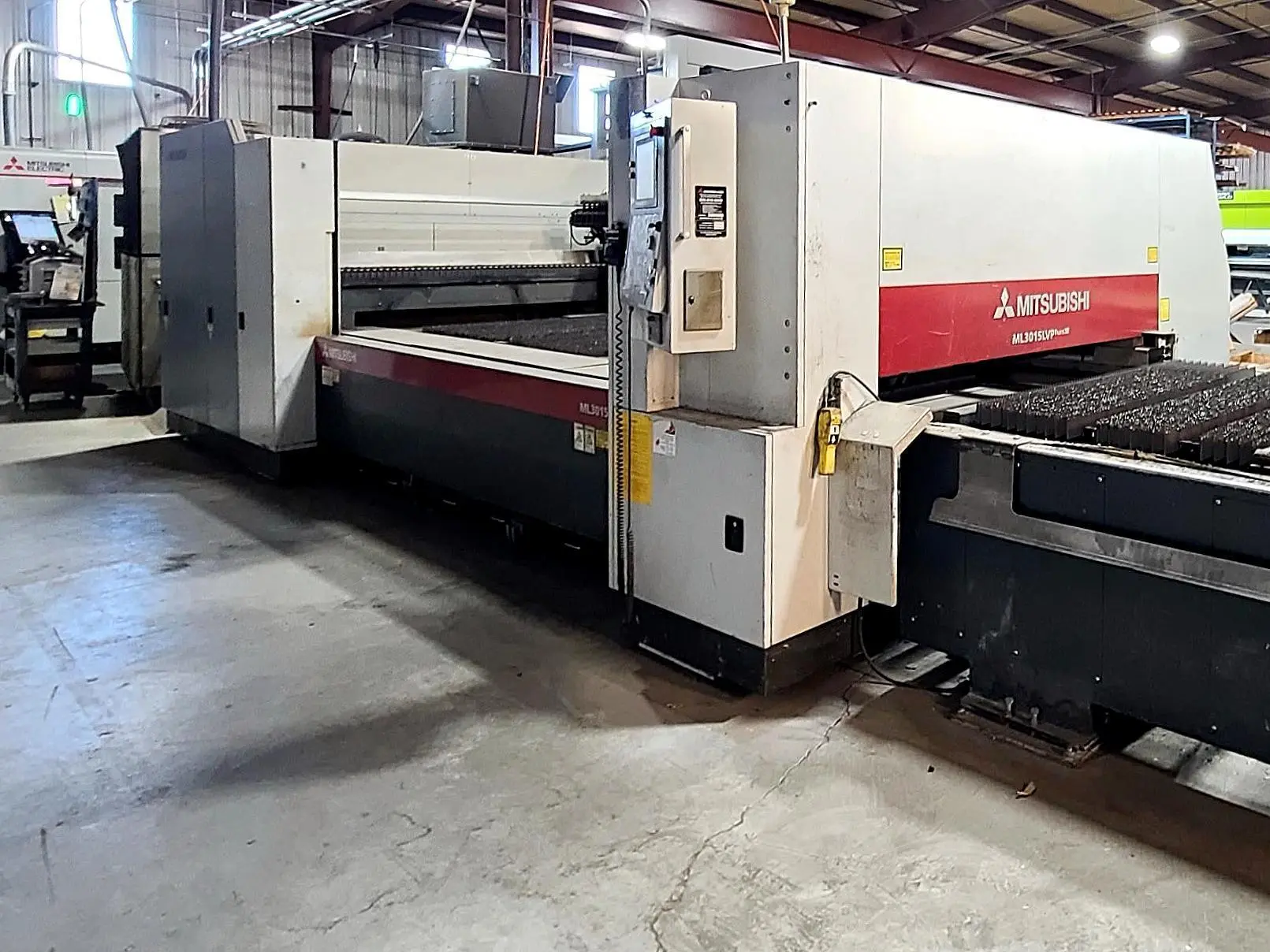 Used 2011 MITSUBISHI ML3015LVPLUS Laser Cutters Illinois US | Machine Factory Outlet #1262775