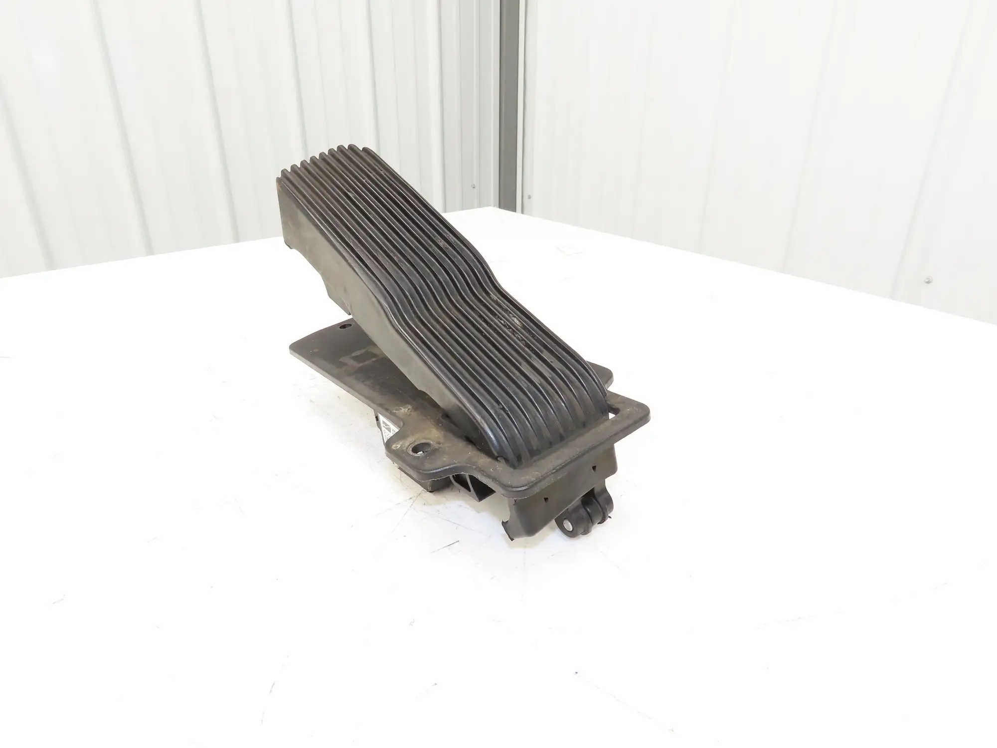 Williams Controls 402746 Forklift Accelerator Pedal & Potentiometer Off E100XN
