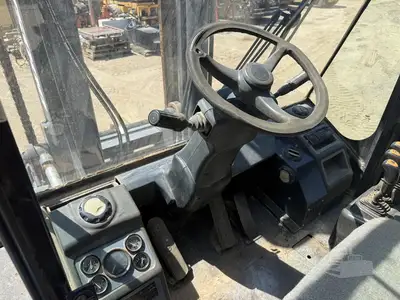 Used 2011 DOOSAN D110S-5 Internal Combustion Forklifts: Pneumatic Tire California US | Mittry Construction #1363446