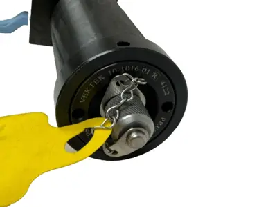 NEW VEKTEK 56-0002-01 MANUAL SHUTOFF VALVE DECOUPLER W/ 10-1016-01 ACCUMULATOR