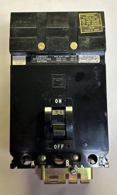 Used SQUARE D FA-34020 Circuit Breakers | Surplus Asset Holdings #1189169
