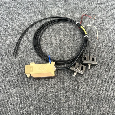 Used Sunx FX4-A3R Photoelectric Sensors California US | Davliegogo LLC #1706927
