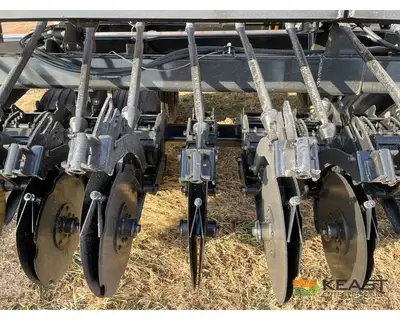 Used CRUSTBUSTER _UNKNOWN_ No-Till Drills Iowa US | Keast Enterprises #1360247
