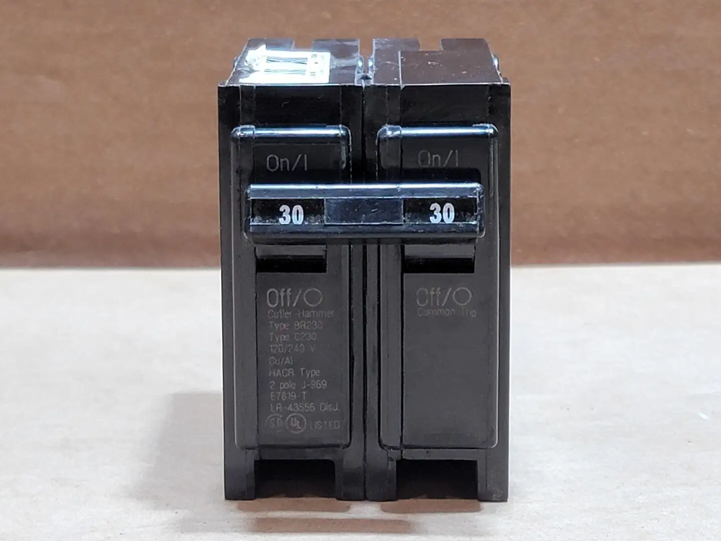 USED CUTLER-HAMMER BR230