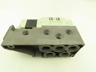 Numatics I35SA43AK000030 Pneumatic Air Valve Directional Control 150PSIG 120VAC