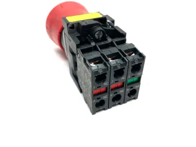 USED SIEMENS EMERGENCY STOP PUSHBUTTON, 3-CONTACTS 1X NO, 2X NC