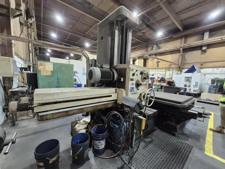 Used 2001 TOS W100A Horizontal Table Type Boring Mills British Columbia CA | Lenmark #237617
