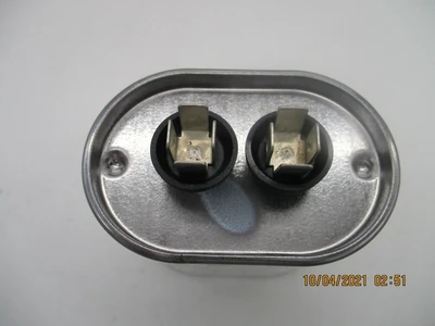 GE Component 97F627 New Capacitor (50/60 Hz, 440 Vac, 15uf)