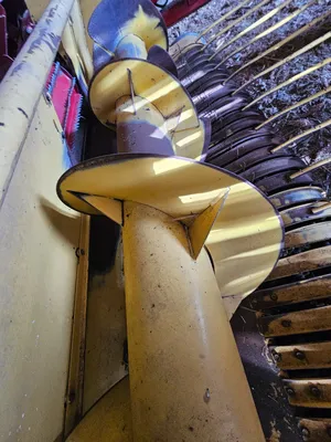 NEW HOLLAND FP230 chopper | Iron Listing (34)