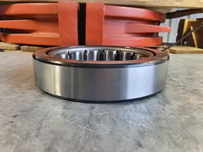 NEW NTN NU324C3
