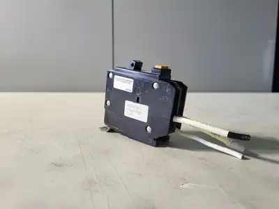 NEW CUTLER-HAMMER QBGFEP1030