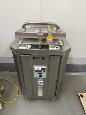 2009 Rondo RONDOPRESSE Dough Dividers | Envoy Equipment LLC (1)