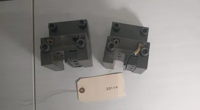 2x square crosswise turning tool holder BMT65 Doosan Puma  Lathe