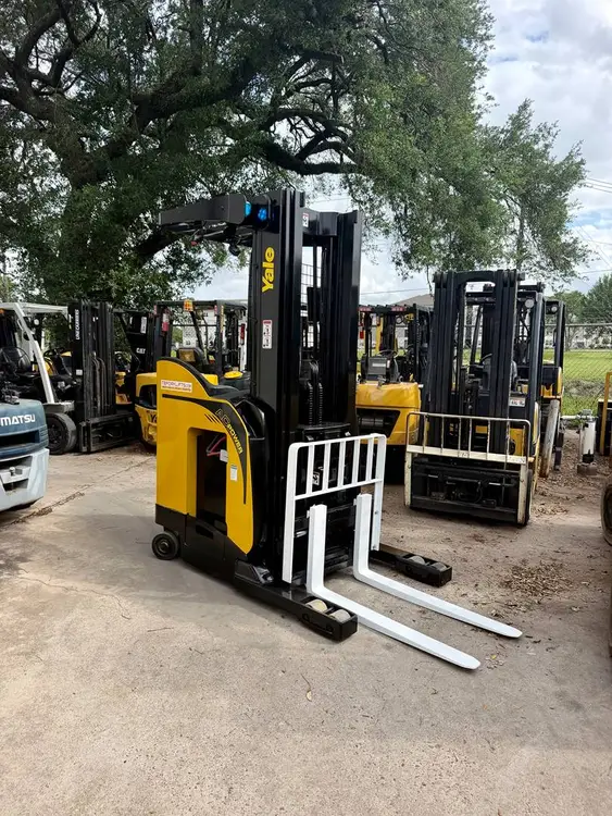 Used 2017 YALE NR040EB Reach Trucks Texas US | TB Forklifts #1274965