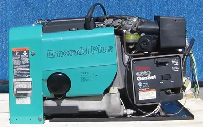 Onan Commercial 6500 Watt RV Gasoline Generator 120/240V Output 1784 Hours
