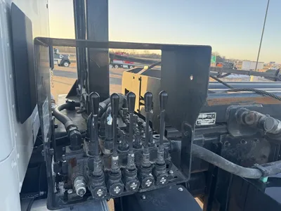 Used 2024 KENWORTH T880 GALBREATH Rolloff Trucks Minnesota US | Carco Truck & Equipment #1514203