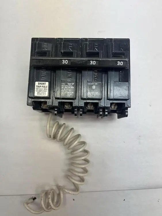 Used SIEMENS Q33000S01 Miscellaneous Equipment (Electrical & Power) | Surplus Asset Holdings #1188337