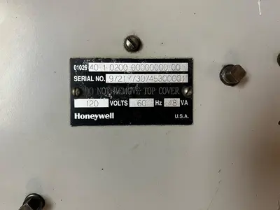 Used HONEYWELL 0102640-1-200-00000000-00 Industrial Controls Ohio US | Surplus Asset Holdings #1507185