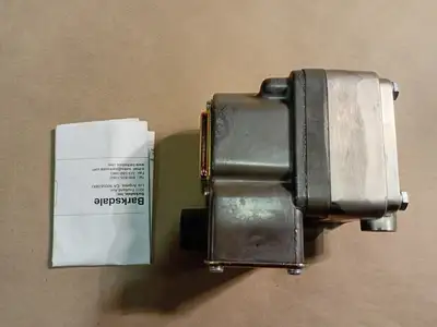 NEW BARKSDALE DPD2T-A80SS-L6