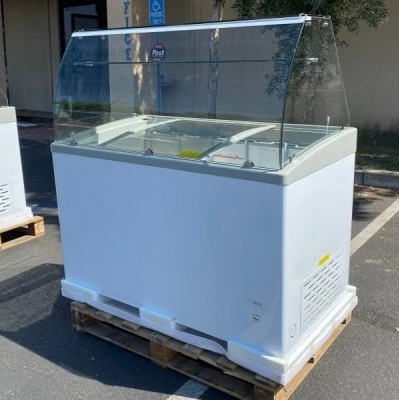 171-0339 41" Full Service Self Contained Ice Cream Gelato Freezer