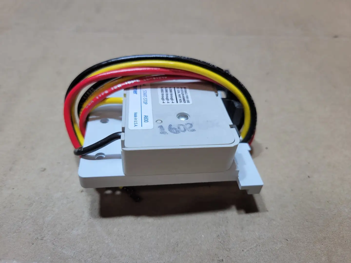 New | in-Stock CUTLER-HAMMER C400GK1 Relays & Switches British Columbia CA | Lenmark #1743816