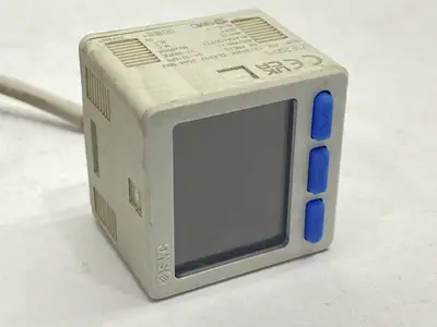 ZSE20B-L | SMC  Digital Vacuum Sensor 12-30VDC - Used