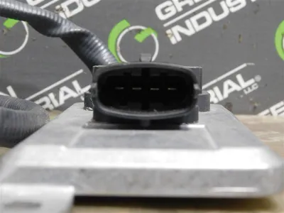 Unbranded 5WK9 6717A Nitrogen Oxide Sensor 21984358 SNS 24V Used