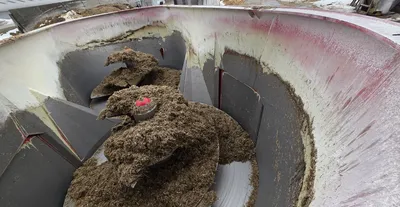 TRIOLIET SOLOMIX 2-2000L Feed Mixers | Iron Listing (19)