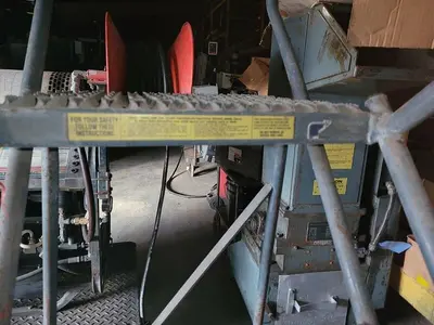5 Step Metal Rolling Ladder 800 lbs Capacity