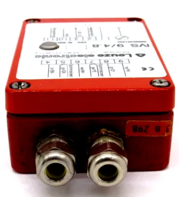 NEW LEUZE ELECTRONIC IVS 9/4.8 PHOTO ELECTRIC AMPLIFIER IVS948