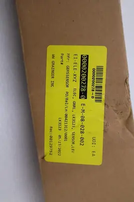 NEW IN BOX IFM LK3123 Efector Electronic Level Sensor STOCK G527
