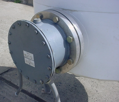 USED LANGSEKAMP FOOD GRADE SS TANK 300 GAL