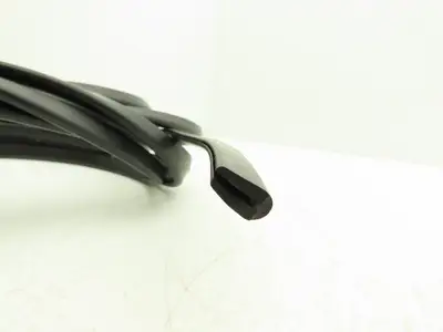 Mcmaster-Carr 8507K15 Rubber Edge Trim 121' Style 5 In 1/16"x3/8" Out 1/4"x1/2"