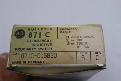 ALLEN BRADLEY 871C-D15B30 PHOTO SWITCH SER A #K-551A