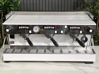 USED LA MARZOCCO LINEA CLASSIC