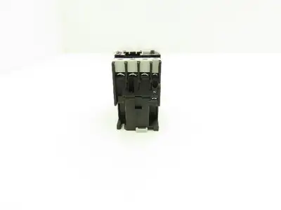 Shamrock Robusta TC1-D32 01 Contactor Motor Starter 3Ph 600V 25Hp 1NC Coil 120V
