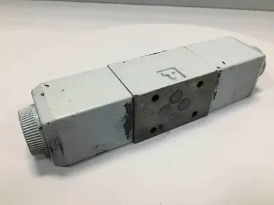 USED VICKERS DG4V-3-6C-M-U-HL7-60