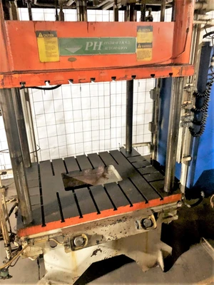 USED 1994 PHOENIX PHOENIX 50T-4 PRESS
