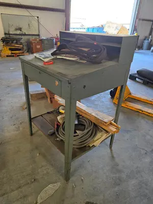 Used _UNKNOWN_ _UNKNOWN_ Circuit Breakers Indiana US | Myron Bowling Auctioneers Inc #1503987