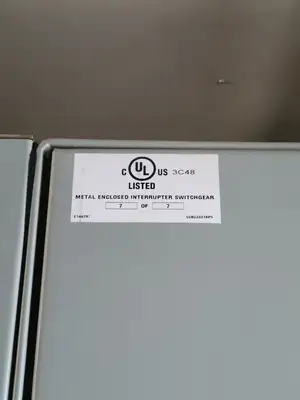 5kV Motor Control Center (MCC) Unit w/ (4) Breakers & (2) Load-Break Switches