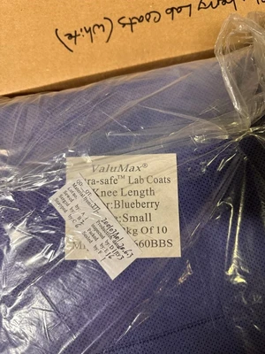 VALUEMAX EXTRA-SAFE LAB COATS - 10/PACK (TOTA