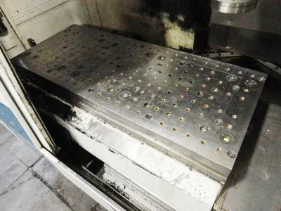 USED 2000 HURCO BMC4020
